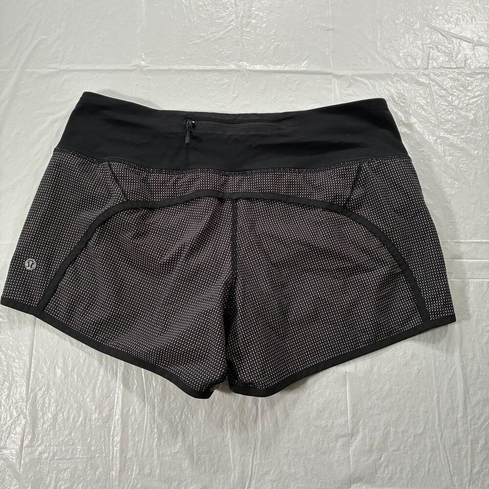 Lululemon Shorts Womens 6 Black Running 4in Zip Pocket Athletic Gym